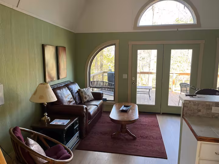The Magnolia at Hamilton Cove | Cabin Four